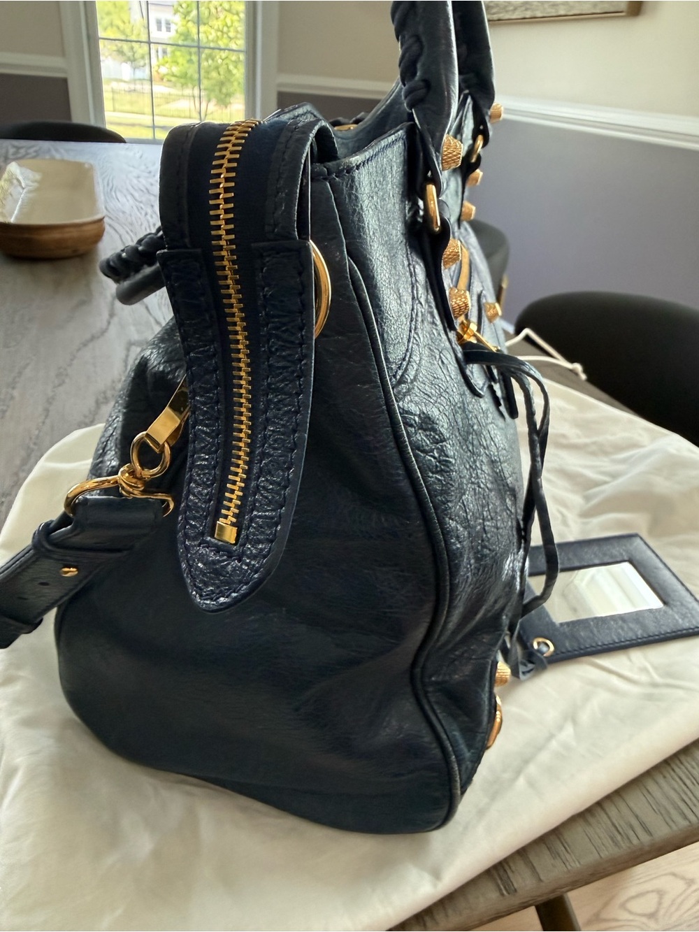 Balenciaga Navy Leather Tote Bag with Gold Hardware - Picture 3 of 16